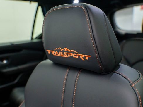 New 2025 Honda Pilot TrailSport image 16