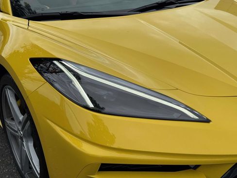 Used 2026 Chevrolet Corvette Stingray Premium Conv w/ Z51 Performance Package RWD image 12