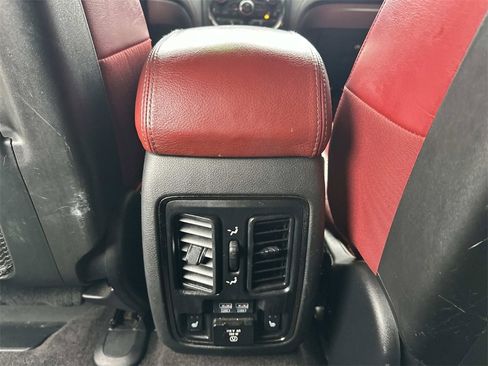 Used 2019 Dodge Durango R/T w/ Blacktop Package image 13