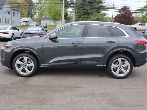 Used 2025 Audi Q5 Premium Plus w/ Premium Plus AWD/4WD image 8