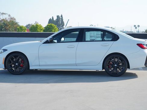New 2026 BMW 330i Sedan w/ M Sport Package RWD image 4