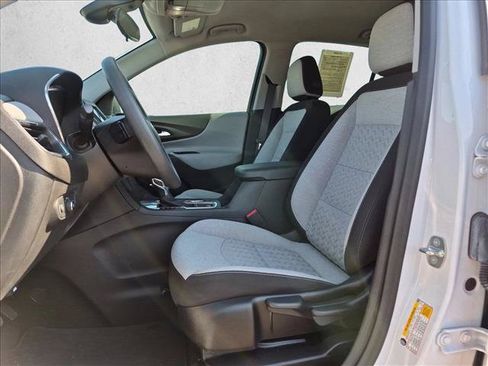 Used 2024 Chevrolet Equinox LS FWD image 14
