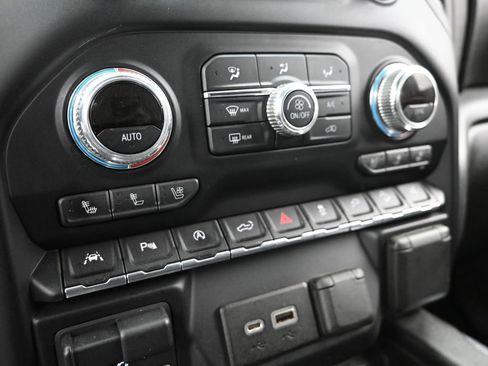 Used 2019 GMC Sierra 1500 Denali w/ Denali Ultimate Package image 18