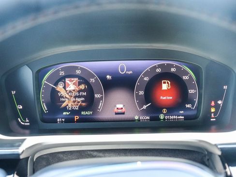Used 2026 Honda CR-V Sport Touring image 23