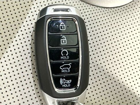 Used 2022 Hyundai Palisade SEL w/ Premium Package AWD/4WD image 18