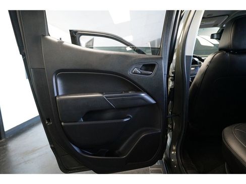 Used 2018 Chevrolet Colorado LT w/ Luxury Package, Chrome image 14
