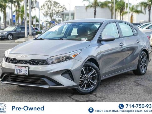 Used 2023 Kia Forte LXS image 1