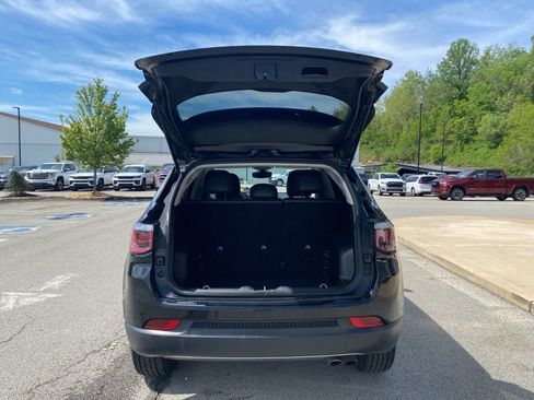 Certified 2019 Jeep Compass Limited AWD/4WD image 7