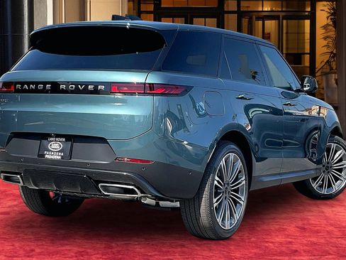 New 2026 Land Rover Range Rover Sport SE image 4