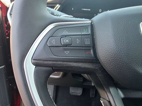 Used 2026 Jeep Grand Cherokee Limited w/ Limited Altitude Package AWD/4WD image 15