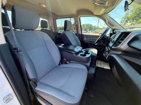 Used 2019 RAM 2500 Big Horn AWD/4WD image 18