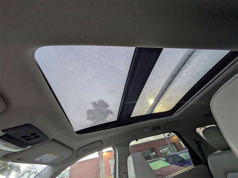 Used 2023 Nissan Pathfinder SL w/ SL Premium Package image 22