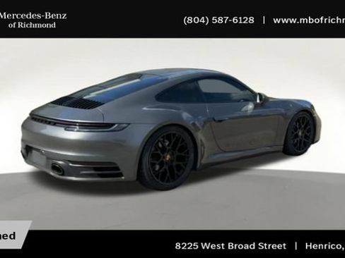 Used 2020 Porsche 911 Carrera RWD image 2