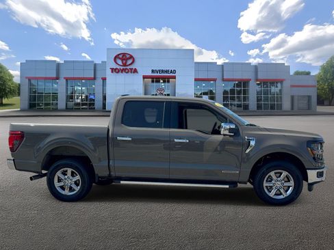 Used 2025 Ford F150 XLT w/ Equipment Group 302A MID AWD/4WD image 3