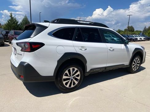 Certified 2025 Subaru Outback Premium AWD/4WD image 5