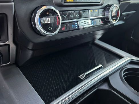 Used 2022 Ford F250 Platinum w/ FX4 Off-Road Package image 61