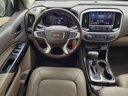 Used 2020 GMC Canyon SLT w/ Trailering Package image 11