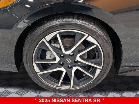 Certified 2025 Nissan Sentra SR FWD image 10