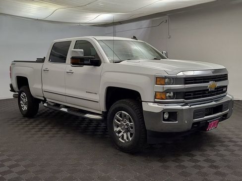 Used 2016 Chevrolet Silverado 2500 LTZ w/ Duramax Plus Package AWD/4WD image 7