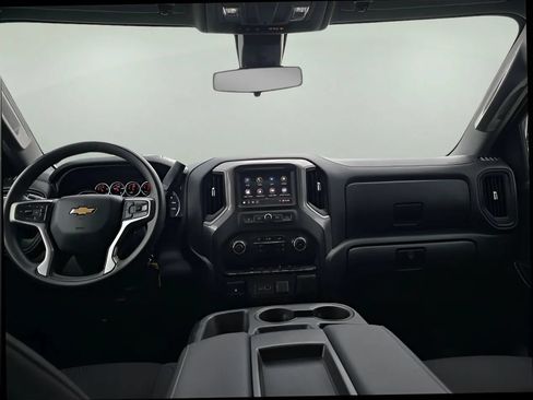 Used 2021 Chevrolet Silverado 1500 Custom w/ Safety Confidence Package AWD/4WD image 10