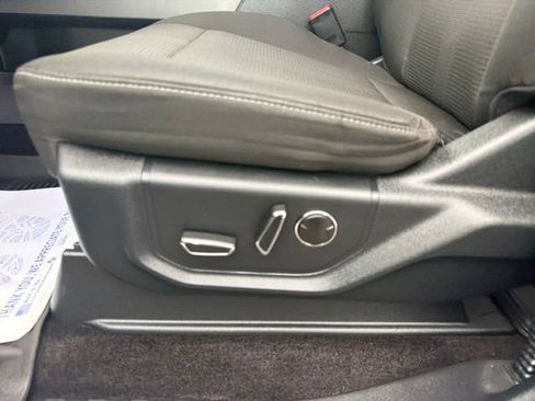Used 2015 Ford F150 XLT w/ Equipment Group 302A Luxury RWD image 11