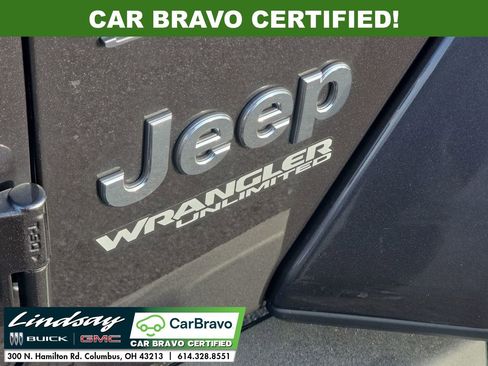 Used 2022 Jeep Wrangler Unlimited Sahara w/ Cold Weather Group image 31