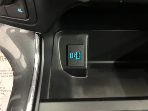 Used 2023 Ford F150 XLT w/ Equipment Group 302A High image 24