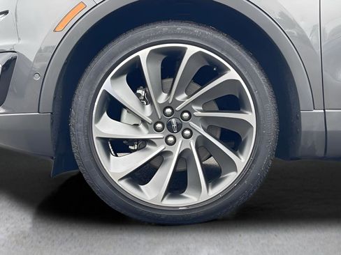 Used 2020 Lincoln Nautilus Reserve w/ Equipment Group 202A image 45