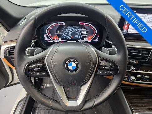 Certified 2023 BMW 530i w/ Premium Package RWD image 18