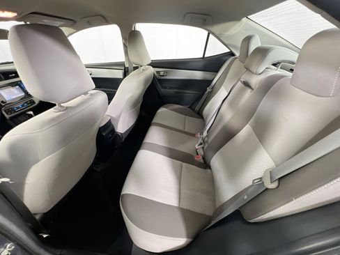 Used 2018 Toyota Corolla LE FWD image 22