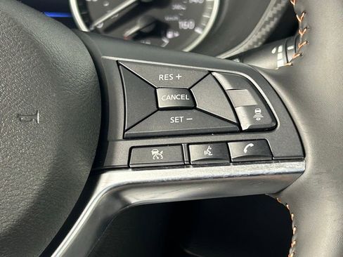 Used 2025 Nissan Sentra SR w/ Midnight Edition FWD image 24
