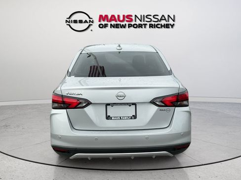 Certified 2025 Nissan Versa SV w/ Trunk Package FWD image 9