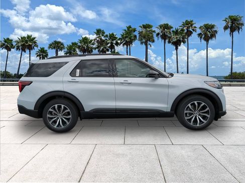 New 2026 Ford Explorer ST-Line w/ Premium Package RWD image 8