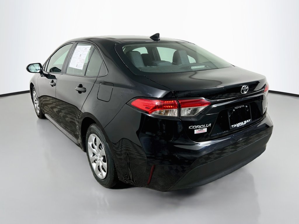 Used 2024 Toyota Corolla LE FWD image 5