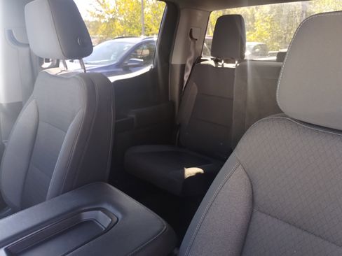 Used 2021 Chevrolet Silverado 1500 LT image 14