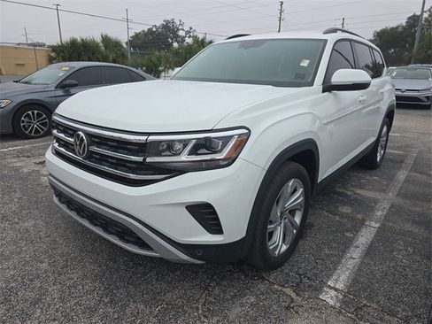 Used 2022 Volkswagen Atlas SE image 3