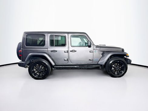 Used 2025 Jeep Wrangler Sahara w/ Safety Group image 10