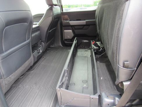 Used 2025 Ford F250 Lariat w/ Chrome Package AWD/4WD image 36