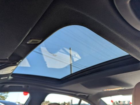 Used 2019 BMW 530i xDrive w/ Convenience Package image 14