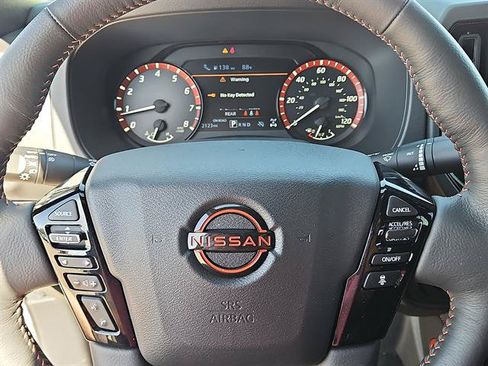 Used 2026 Nissan Frontier PRO-4X w/ Pro-4x Convenience Package AWD/4WD image 15