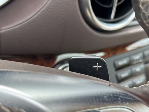 Used 2015 Mercedes-Benz SL 63 AMG image 39