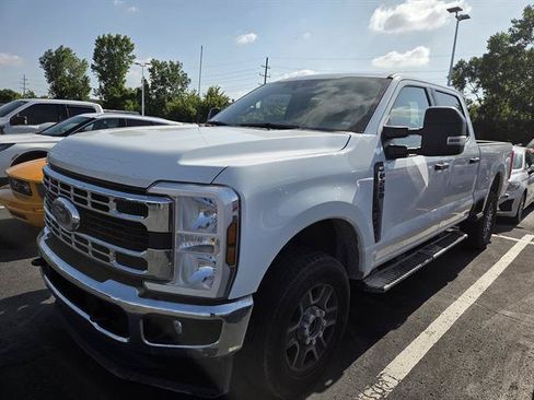 Used 2025 Ford F250 XLT AWD/4WD image 1