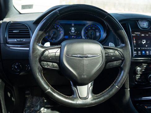 Used 2019 Chrysler 300 S w/ S Model Appearance Package RWD image 33