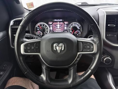 Used 2022 RAM 1500 Big Horn AWD/4WD image 29
