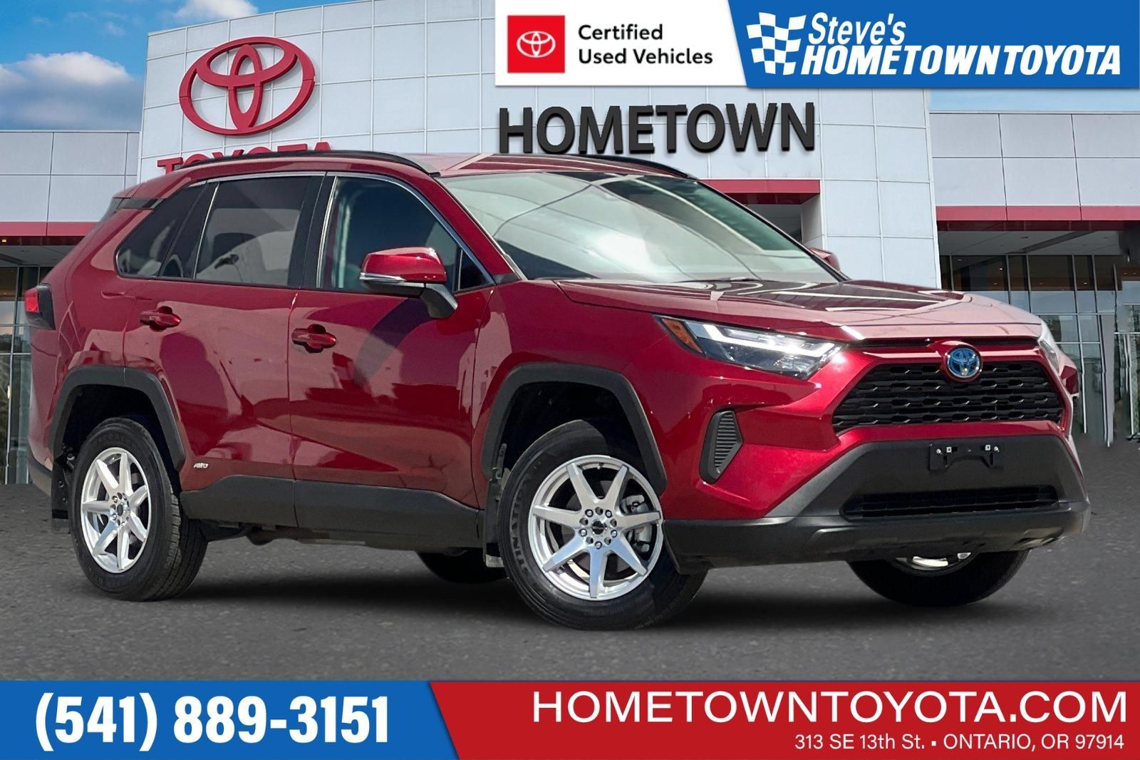 Used 2024 Toyota RAV4 LE AWD/4WD image 1