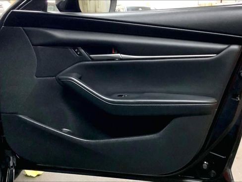 Used 2020 MAZDA MAZDA3 AWD Sedan w/ Select Package image 22