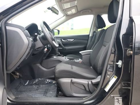 Used 2018 Nissan Rogue S FWD image 10