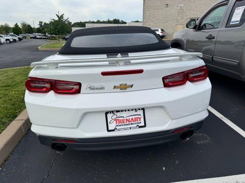 Used 2019 Chevrolet Camaro LT RWD image 5