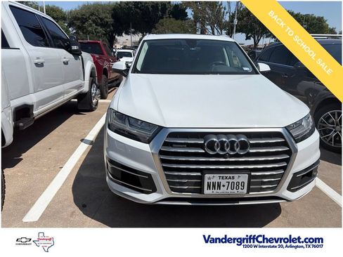 Used 2019 Audi Q7 3.0T Premium Plus AWD/4WD image 3