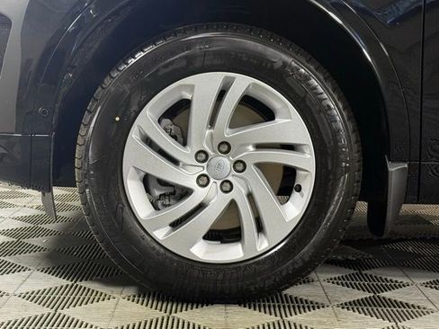 New 2025 Land Rover Discovery Sport S image 11